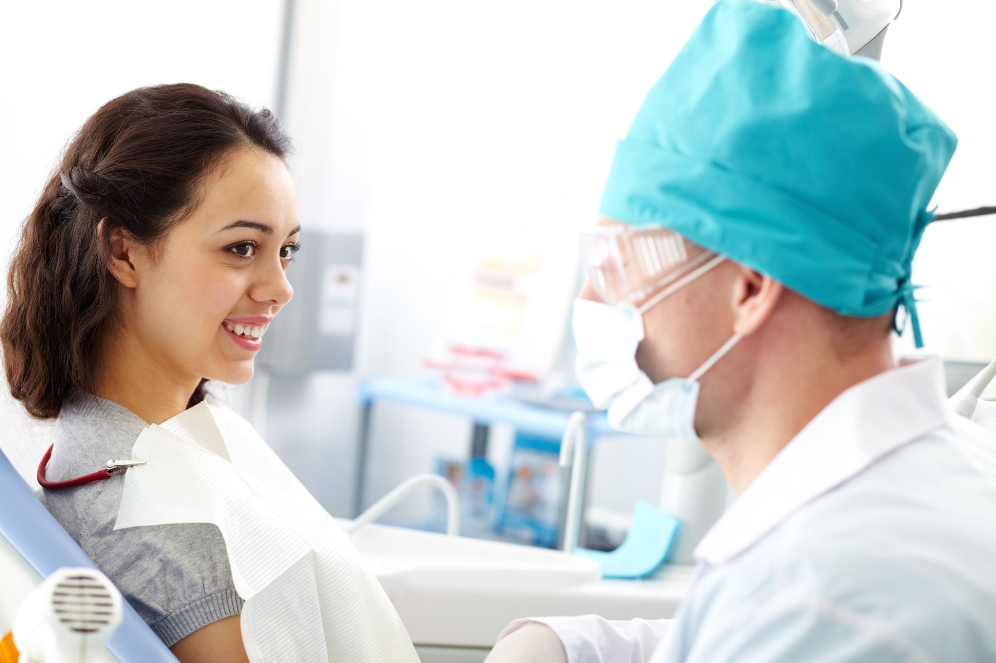 Tooth Extraction Near You Dentist demonstrating aftercare steps following a tooth extraction near you.